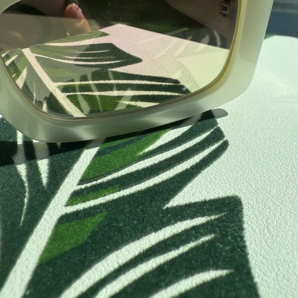 Diff Chic Cream Sunglasses - image 6